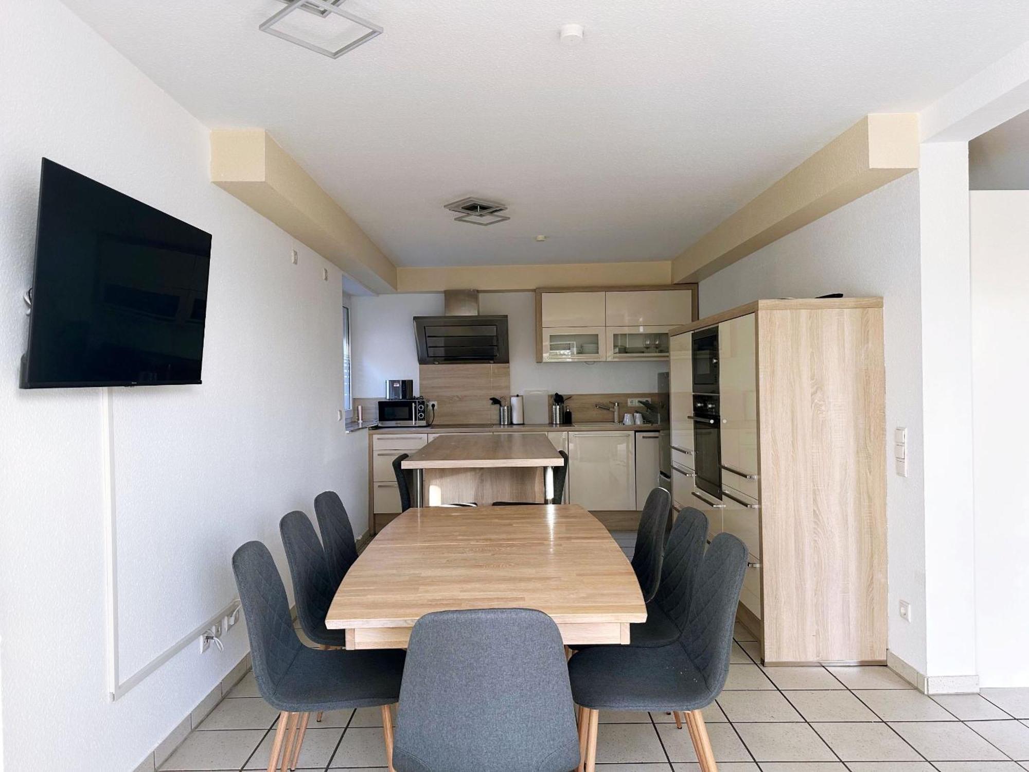 Schoene Apartments I Private Parkplaetze I Home2Share Munster  Buitenkant foto