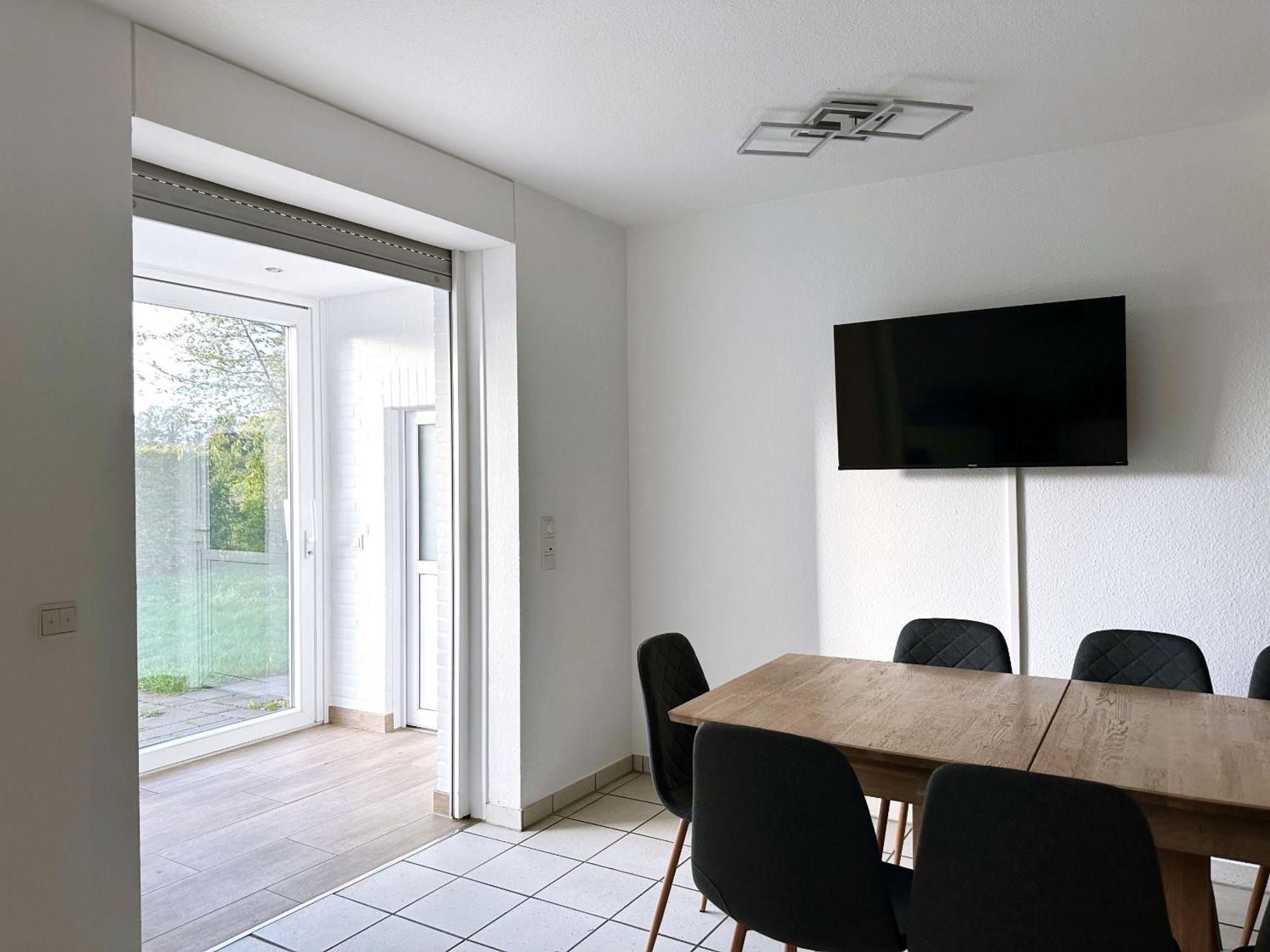 Schoene Apartments I Private Parkplaetze I Home2Share Munster  Buitenkant foto
