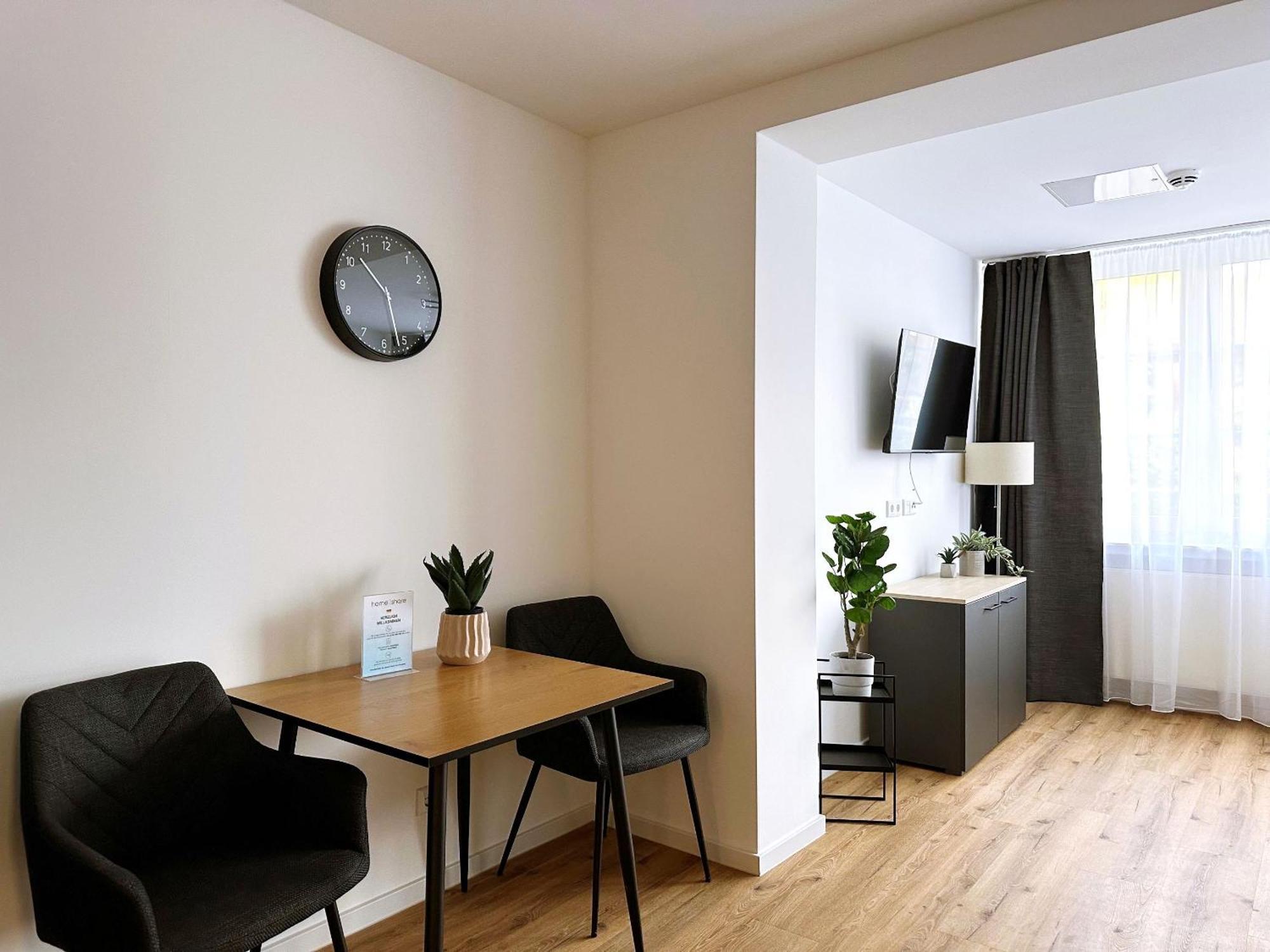Schoene Apartments I Private Parkplaetze I Home2Share Munster  Buitenkant foto
